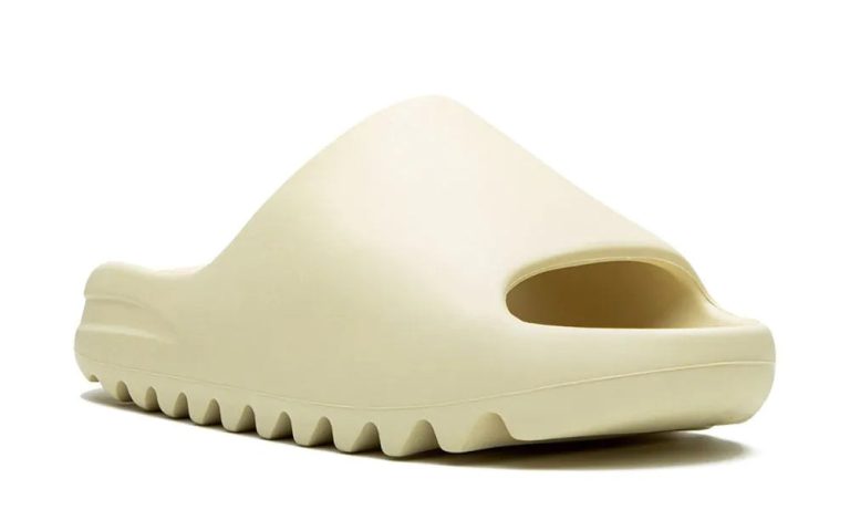 Yeezy Slides "Resin" - DUBAI ALL STAR