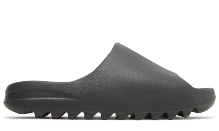 Yeezy Slides  'Onyx' - DUBAI ALL STAR