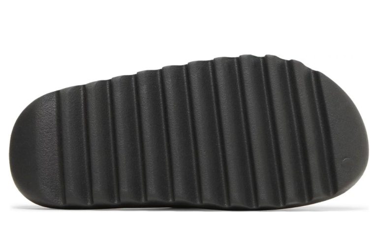 Yeezy Slides  'Onyx' - DUBAI ALL STAR