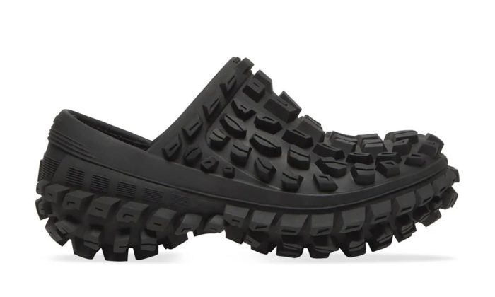 Balenciaga Defender clog sandals - DUBAI ALL STAR